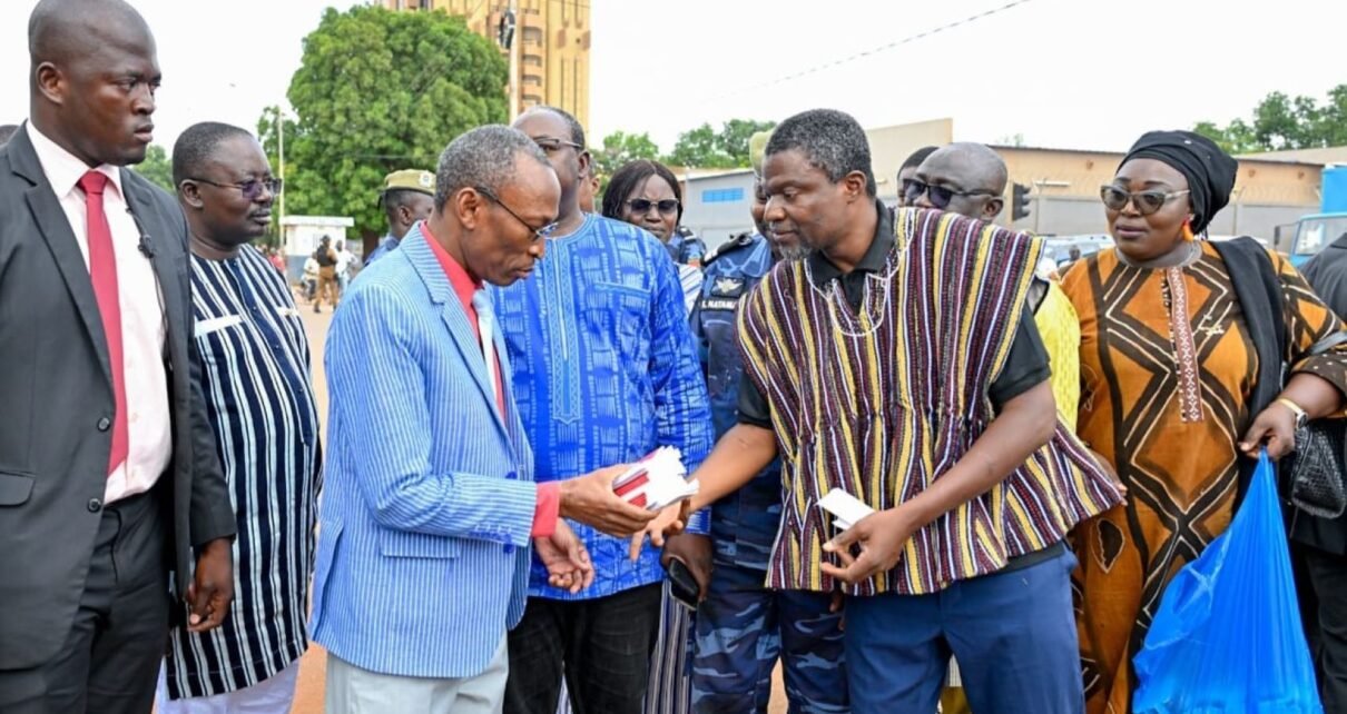 Burkina : Le PM Dr Apollinaire Joackimson Kyélem de Tambèla exhorte la jeunesse à s’approprier l’héritage révolutionnaire du Capitaine Thomas Sankara