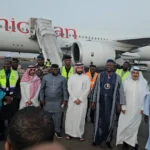 Hadj 2026 : lancement officiel du transport des pèlerins maliens vers les lieux saints Un premier contingent de 342 fidèles s’envole de Bamako pour Médine sous encadrement gouvernemental.