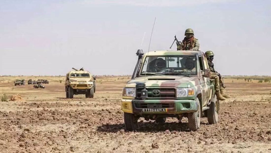 Mali : Les FAMa pilonnent deux bastions terroristes près de Ménaka et Douentza